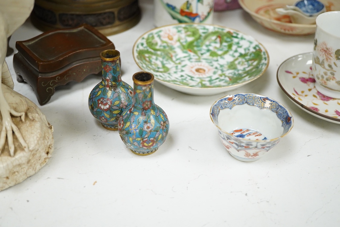 A collection of Chinese and Japanese collectables to include bronzes, cloisonné, 18th century and later ceramics etc